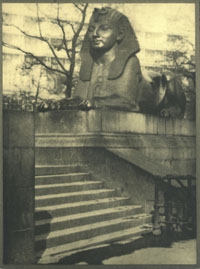 On the Embankment (picture of a sphinx). Photographer: Alvin Landon Coburn